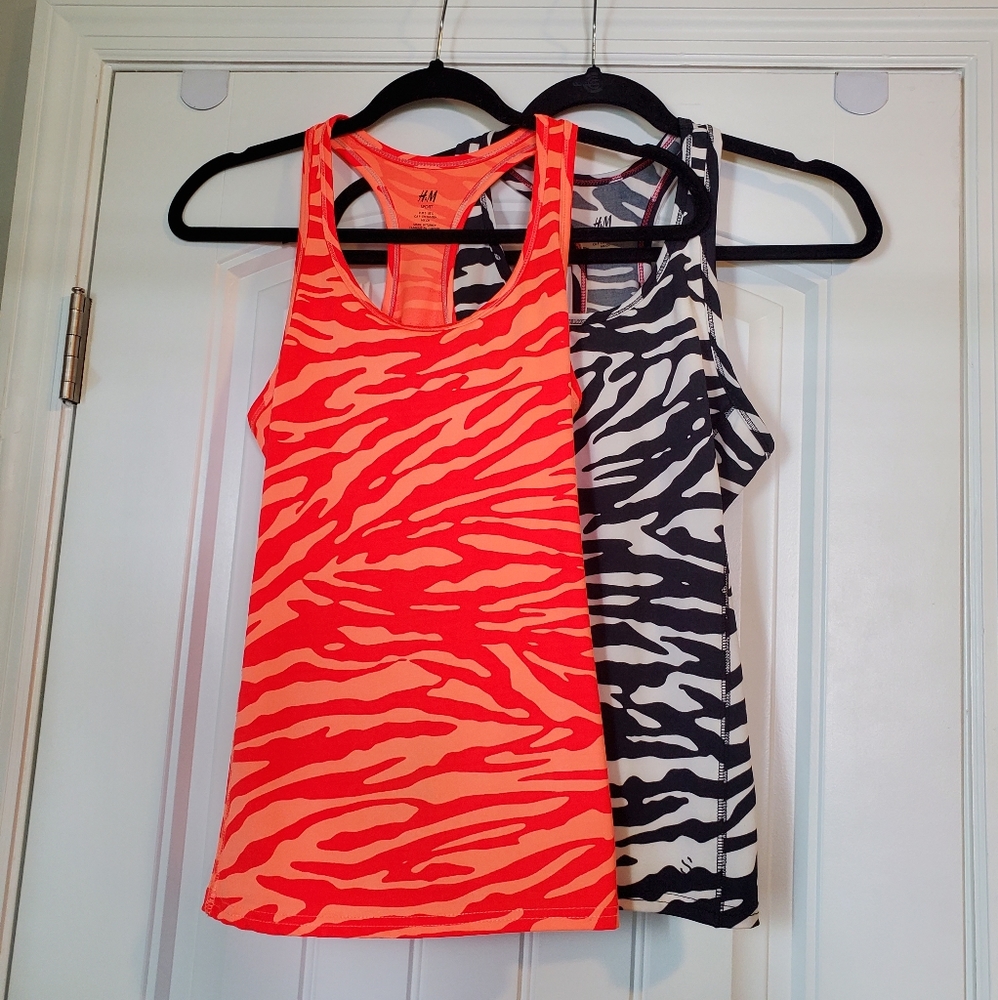 2 ATHLETIC TRAINING TOPS